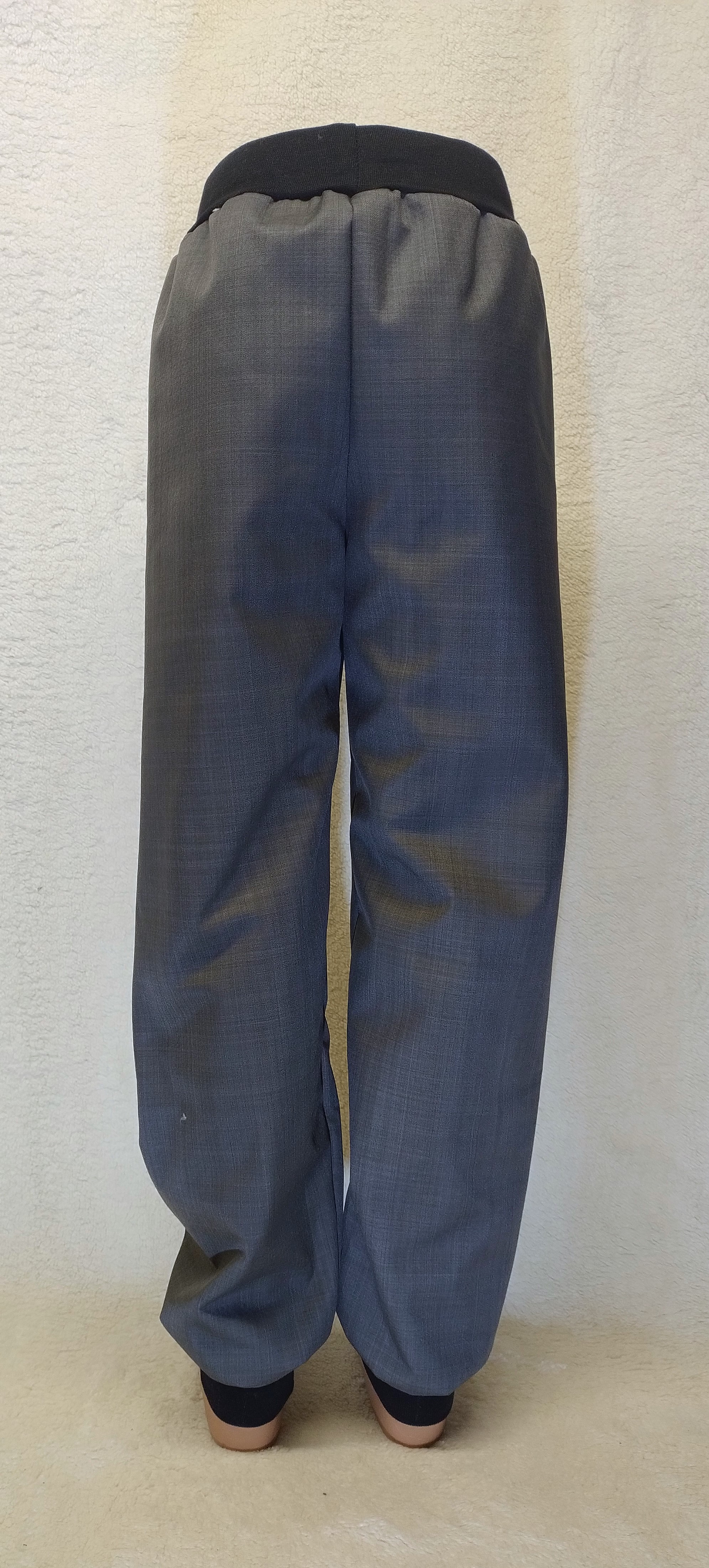 Softshellové kalhoty jarní/podzimní, vel.122, šedé s černou