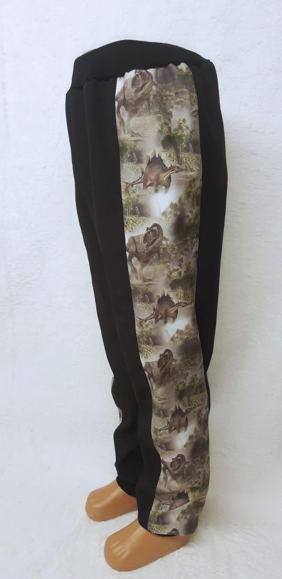 Softshellové kalhoty s fleece, vel.128,černé a T-rex
