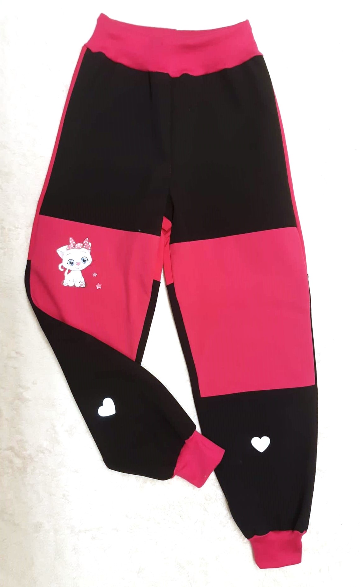 Softshellové kalhoty s fleece, vel.116,černé s růžovou, obrázek kočičky a reflexními prvky