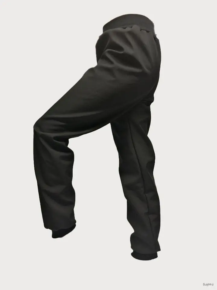 Softshellové kalhoty s fleece vrstvou.               Černý softshell - velikost, barva lemu a zakončení nohavic  dle vlasího výběru.