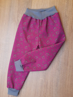 Softehellové kalhoty s fleece , vel. 128 tlapky na růžové, lem šedý 