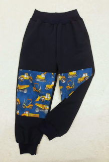 Softehellové kalhoty s fleece , vel. 110, černé kolena pracovní stroje 