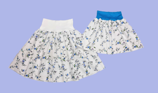 Feeling, SET dámská sukně + dětská, bílá s pomněnkami, pas bílí 