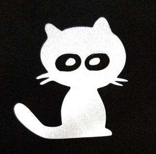 Reflexní kočička okatá