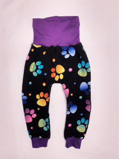 Feeling , tepláky baggy, tlapky s fialovou