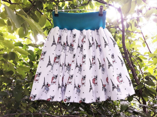 Balónová sukně dámská nebo dětská, bílá s buldoky, v pse černá 